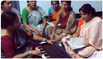 Vocal music classes at Nari Seva Sangha